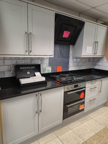 Display kitchen including - ex,